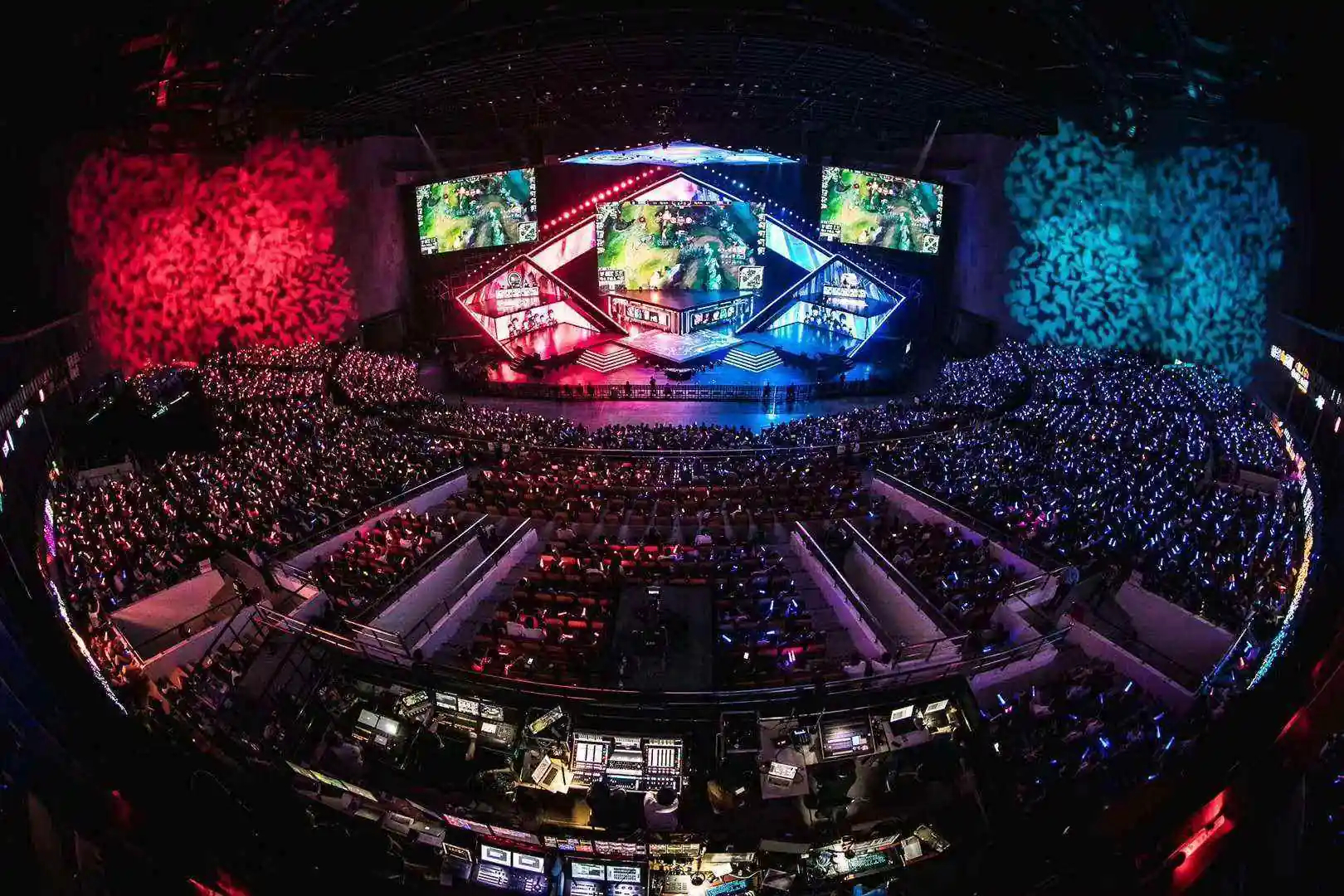 英雄联盟：掌握英雄技能与阵容搭配，适应版本变化体验竞技乐趣